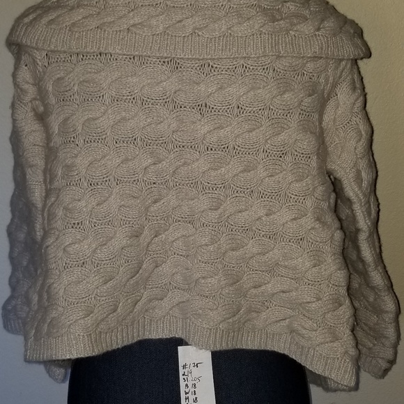 175 N w/o T XS Magasconi, grey wool, angora cardi - Picture 7 of 8